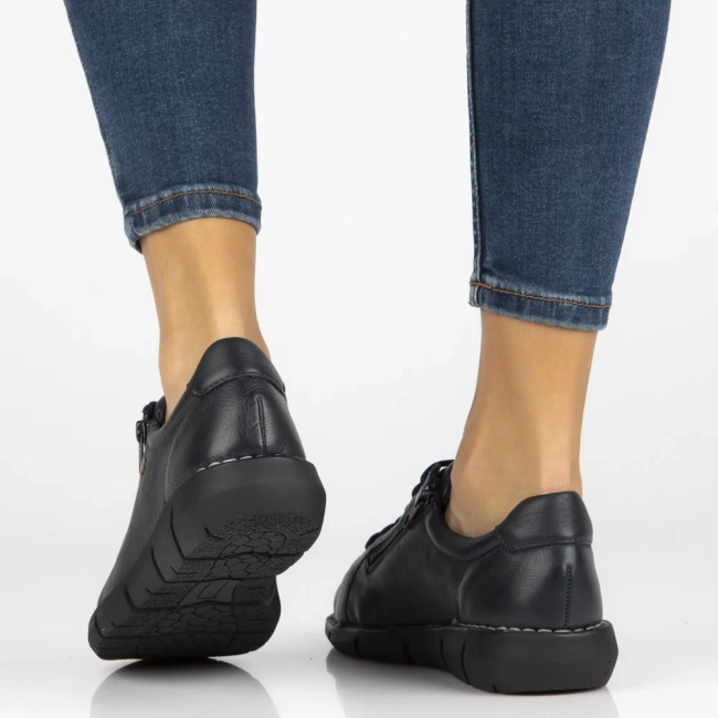 Leather shoes Maciejka P7238-17/00-1 navy