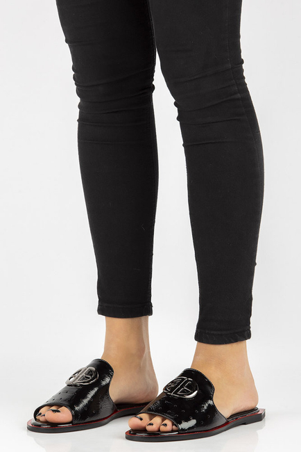 Klapki Filippo DK2353/21 BK czarne