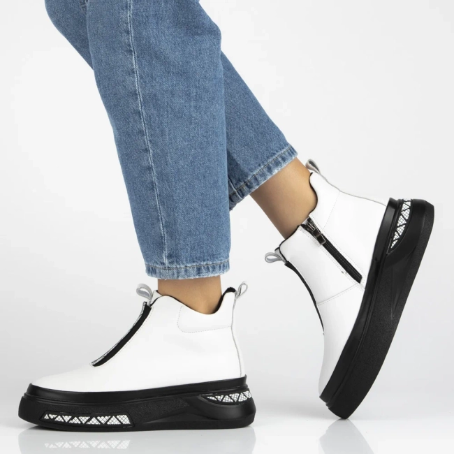 Leather ankle boots Filippo DBT7277/25 WH white