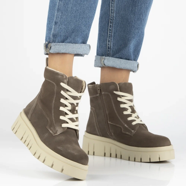 Leather ankle boots Filippo DBT7267/25 TP taupe