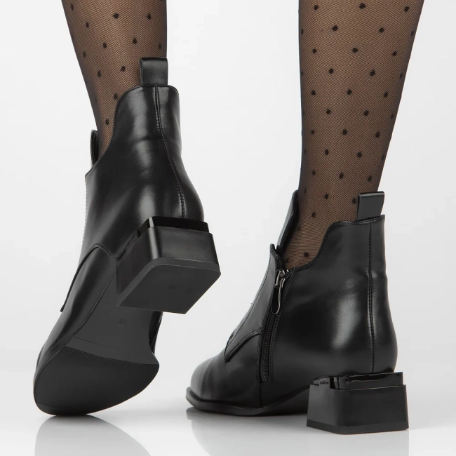 Botki na obcasie Filippo DBT6624/24 BK czarne