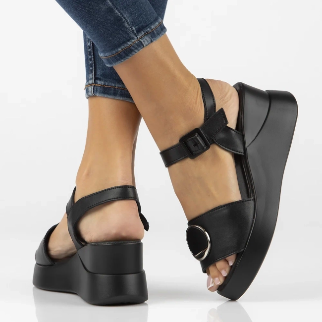 Leather sandals Filippo DS4411/24 BK black