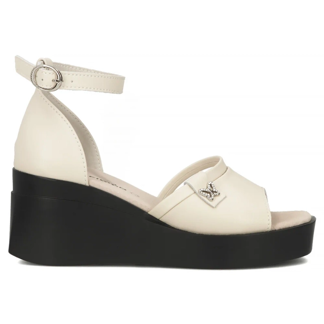 Leather sandals Filippo DS7029/25 BE beige