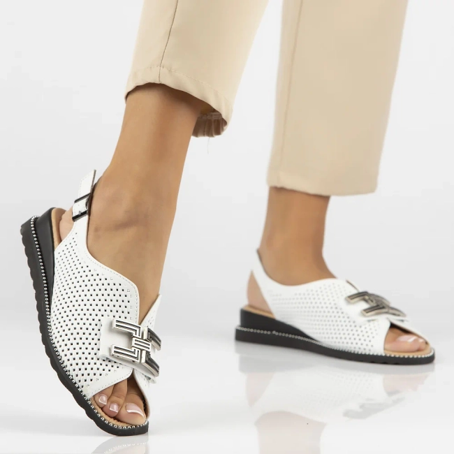 Leather sandals Filippo DS6032/24 WH white