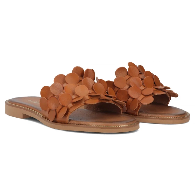 Leather flip-flops Filippo 40381 brown