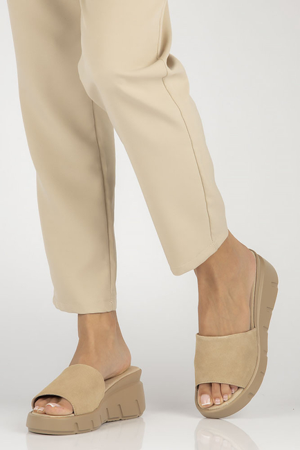 Leather flip-flops Filippo DK4454/23 BE beige