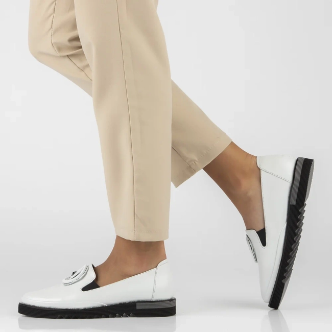 Skórzane półbuty Filippo DP3915/22 WH białe