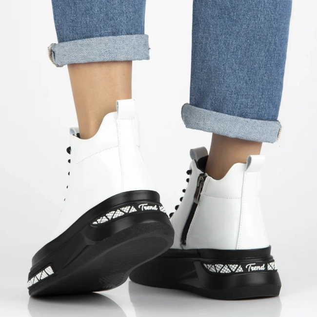 Skórzane botki na platformie Filippo DBT7276/25 WH białe