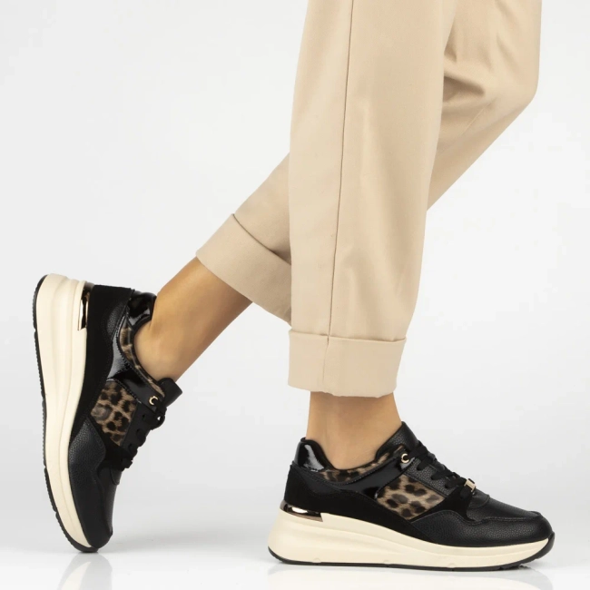 Skórzane sneakersy Filippo DP7104/25 BK czarne