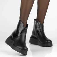 Leather ankle boots Filippo DBT7431/25 BK black