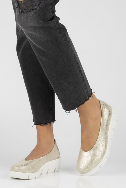 Leather shoes DP4560/23 GO gold