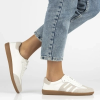 Skórzane sneakersy Filippo DP7492/25 WH białe