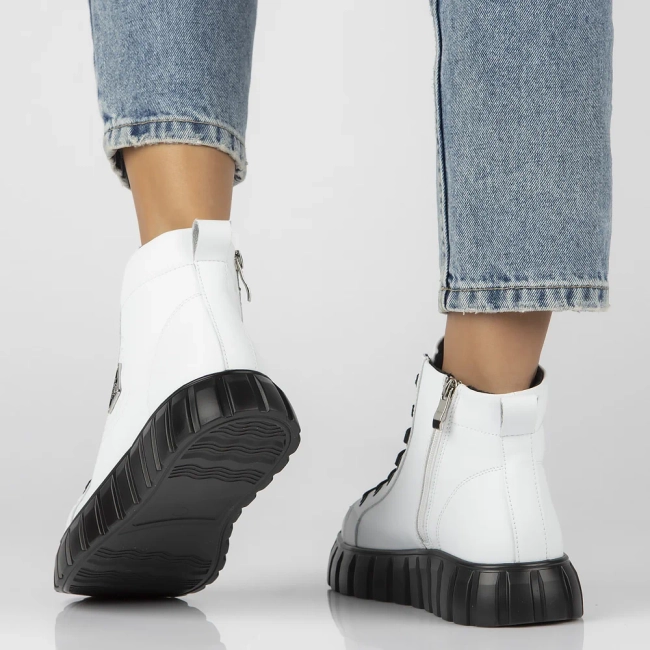 Leather boots Filippo DBT4146/25 WH white