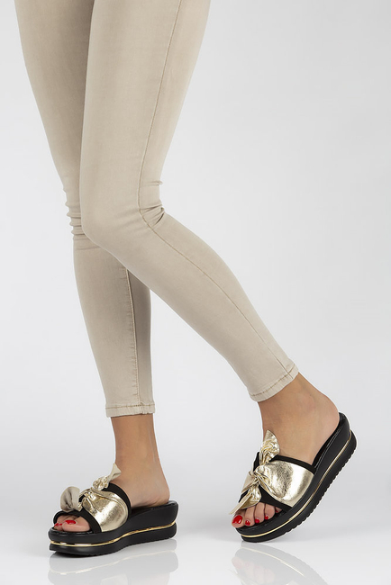 Leather flip-flops Filippo 40230 black