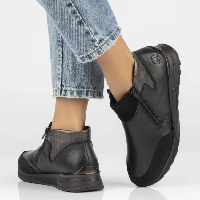 Skórzane sneakersy Rieker N1452-00 czarne