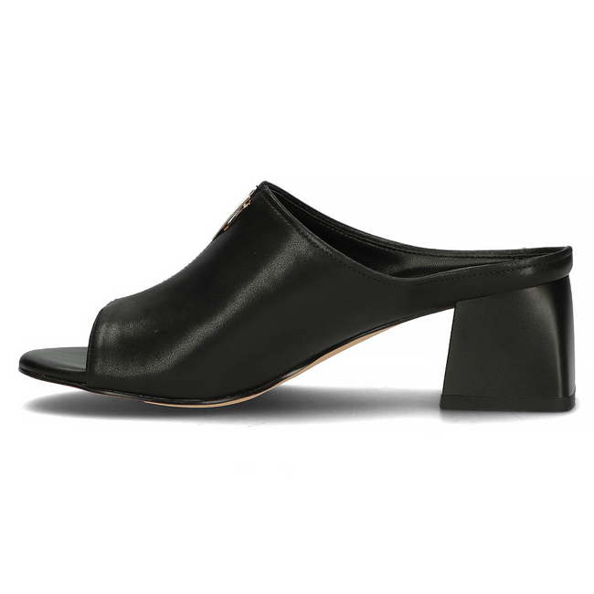 Skórzane klapki Filippo DK3728/22 BK czarne