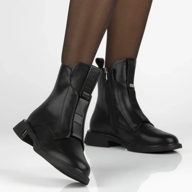 Leather ankle boots Filippo DBT7249/25 BK black