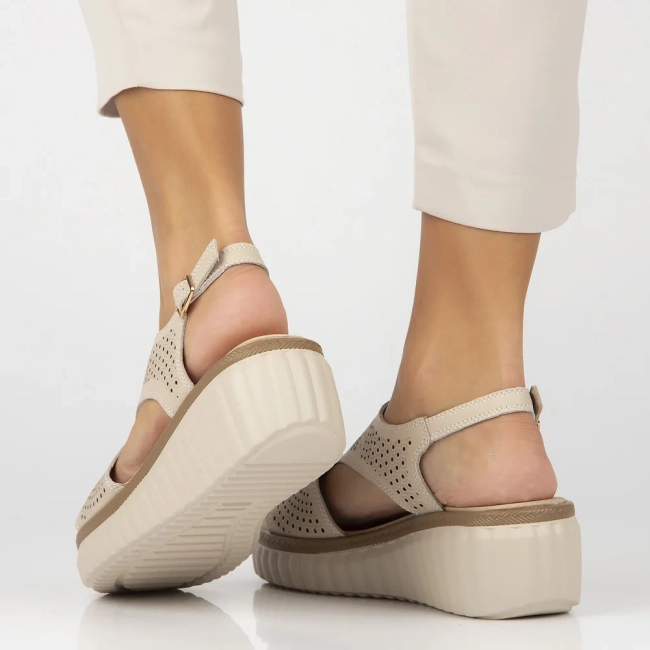 Leather sandals Filippo DS6819/25 BE beige