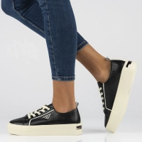 Skórzane półbuty na platformie DP6025/24 BK czarne