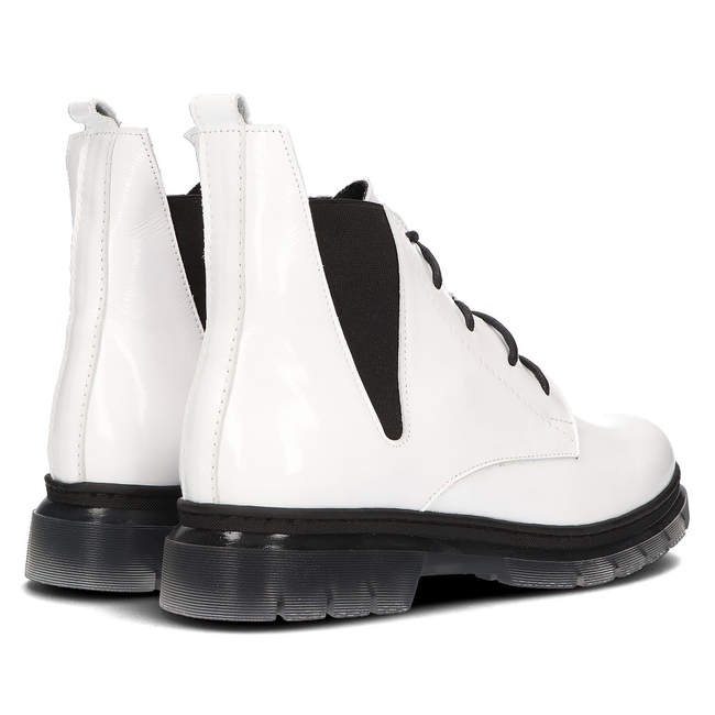 Leather ankle boots Filippo 60266 white lacquered