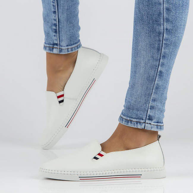 Leather shoes FILIPPO DP066/22 WH white