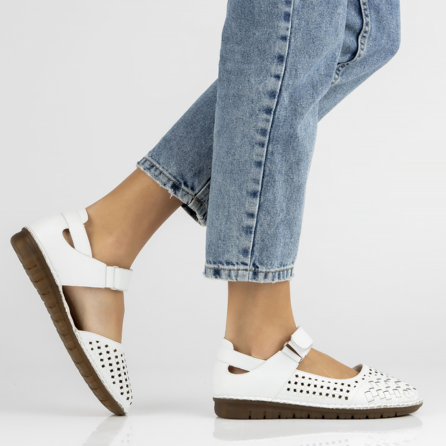 Leather shoes Filippo DP4540/23 WH white