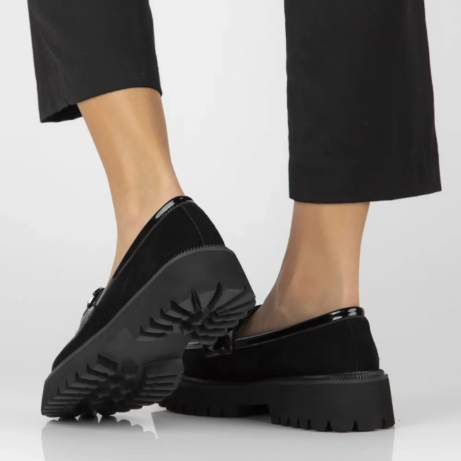 Skórzane półbuty na platformie Filippo DP6497/24 BK SU czarne