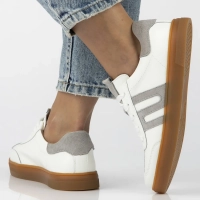 Skórzane sneakersy Filippo DP6742/25 WH białe