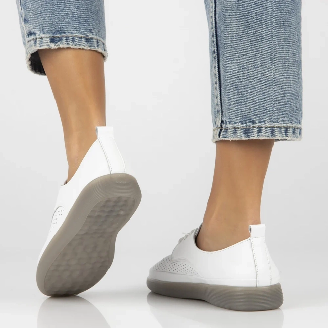 Leather shoes Filippo DP6788/25 WH white