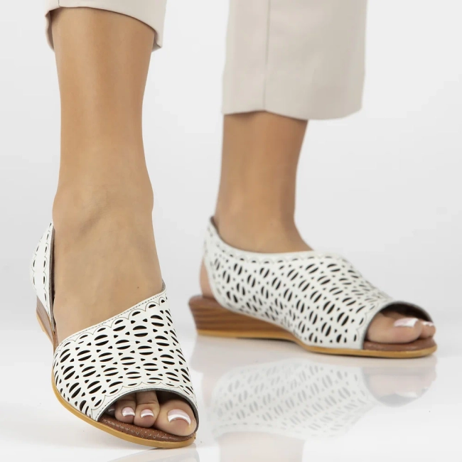 Leather sandals Artiker 56C2549 white