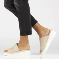 Skórzane klapki Filippo DK6147/24 BE beżowe