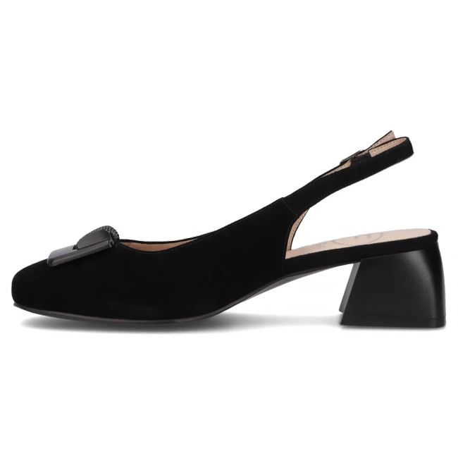 Leather pumps Filippo DP6945/25 BK SU black
