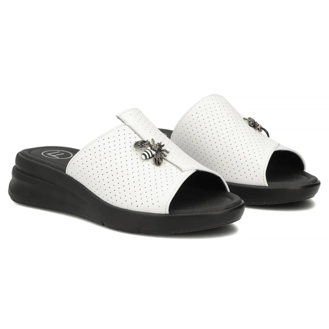 Leather flip-flops Filippo DK7644/26 WH white