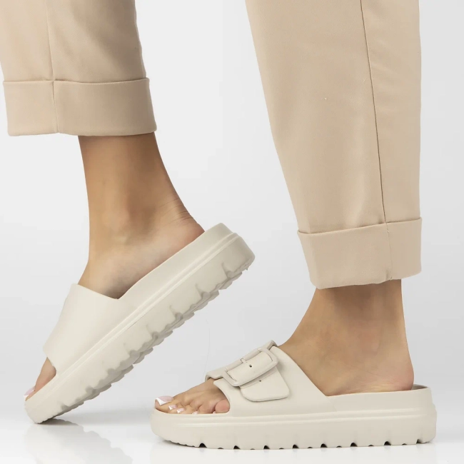 Slippers News 25SD97-8800 beige