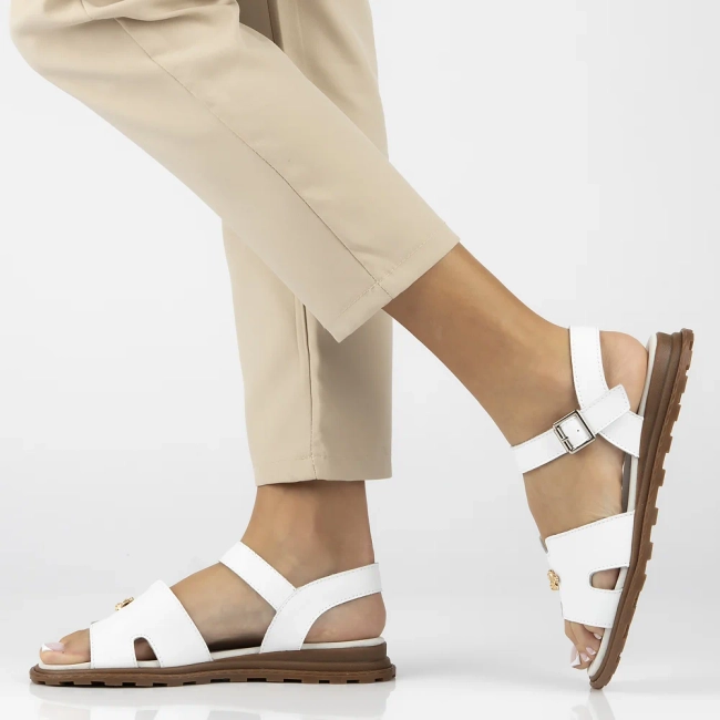 Leather sandals Filippo DS7031/25 WH white