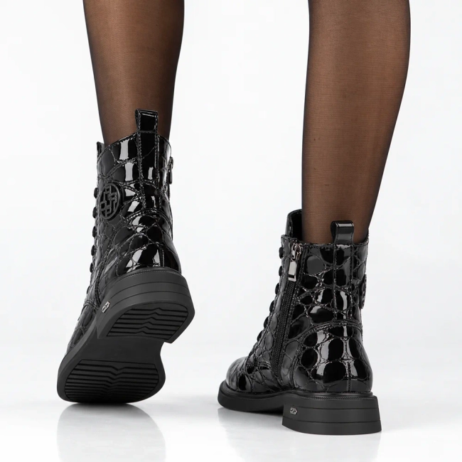 Leather ankle boots Filippo DBT7965/26 BK CR black