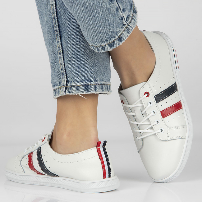 Leather shoes Filippo DP4478/23 WH NV white