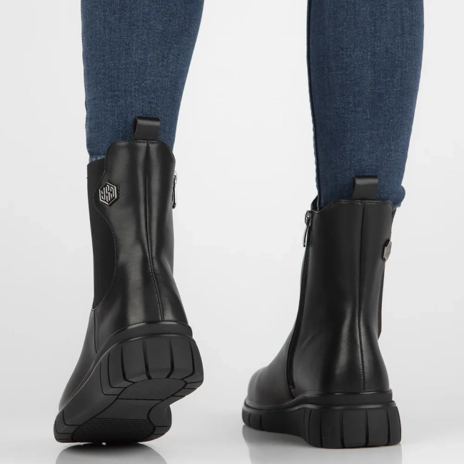 Leather ankle boots Filippo DBT6561/24 BK black