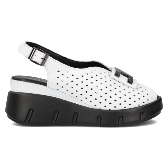 Skórzane sandały na koturnie Filippo DS6062/24 WH białe