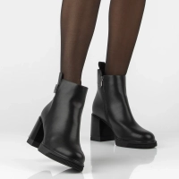 Leather heeled ankle boots Filippo DBT8184/26 BK black