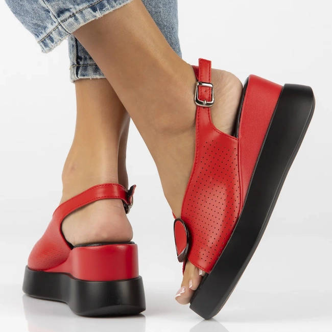 Leather sandals Filippo DS6074/25 RD red