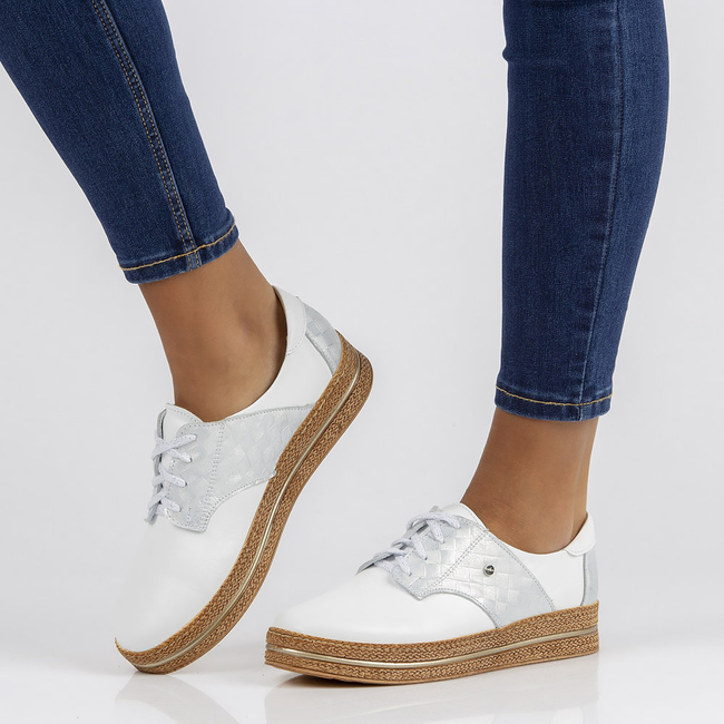 Leather shoes Filippo 10123 white