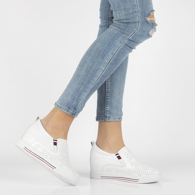 Leather shoes Filippo DP1356/21 WH white