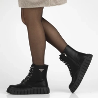 Leather ankle boots Filippo DBT7257/25 BK black