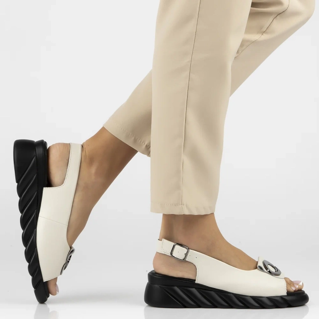 Leather sandals Filippo DS7011/25 BE beige