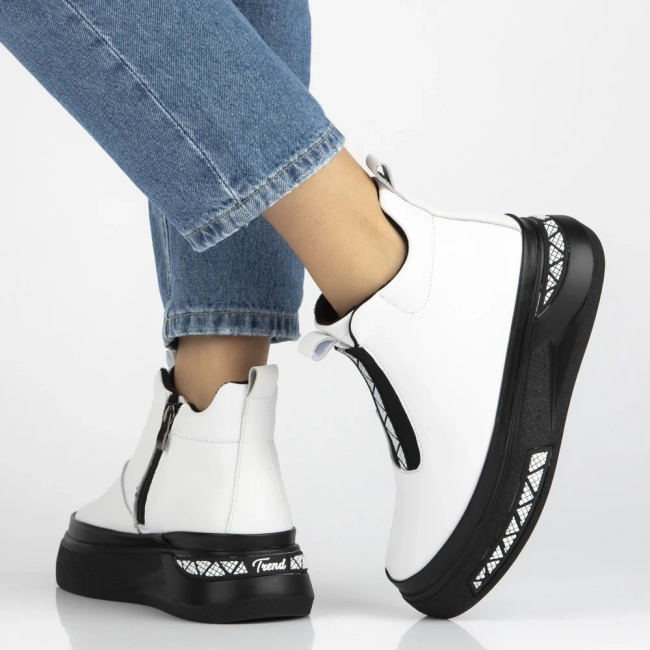 Leather ankle boots Filippo DBT7277/25 WH white