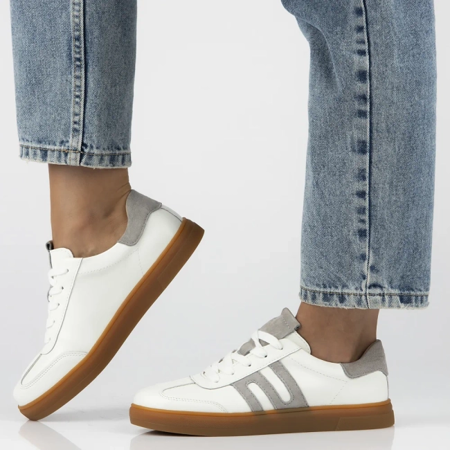 Leather sneakers Filippo DP6742/25 WH white