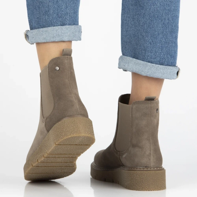 Leather ankle boots Filippo DBT7261/25 TP taupe