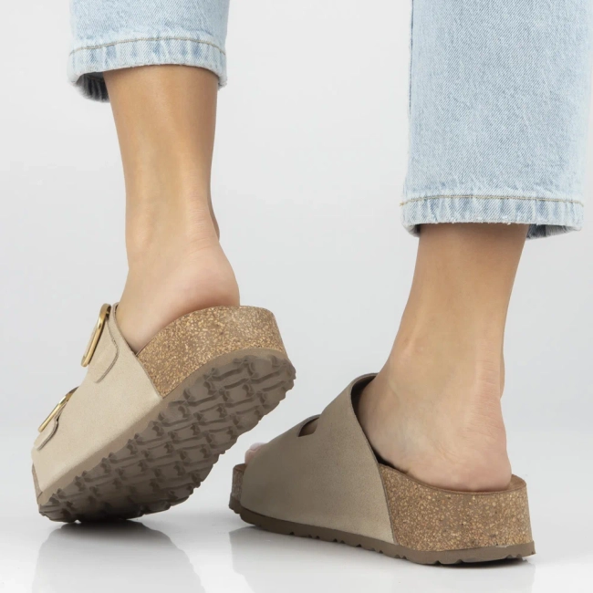 Leather flip-flops Yokono WIWI-003 SERRAJE CRUDO beige