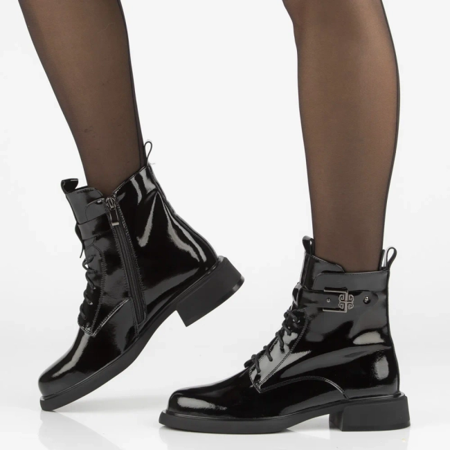 Leather ankle boots Filippo DBT7317/25 BK black